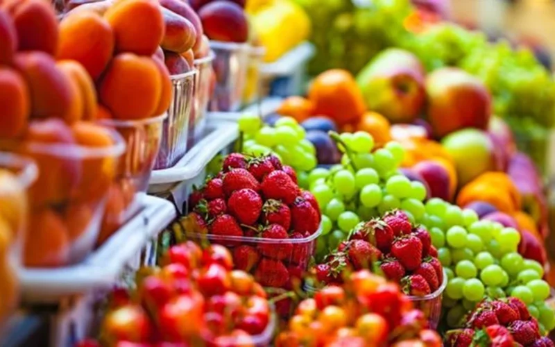 ارتفاع سعر اليوسفي والرمان وتراجع أسعار الجوافة والفراولة اليوم